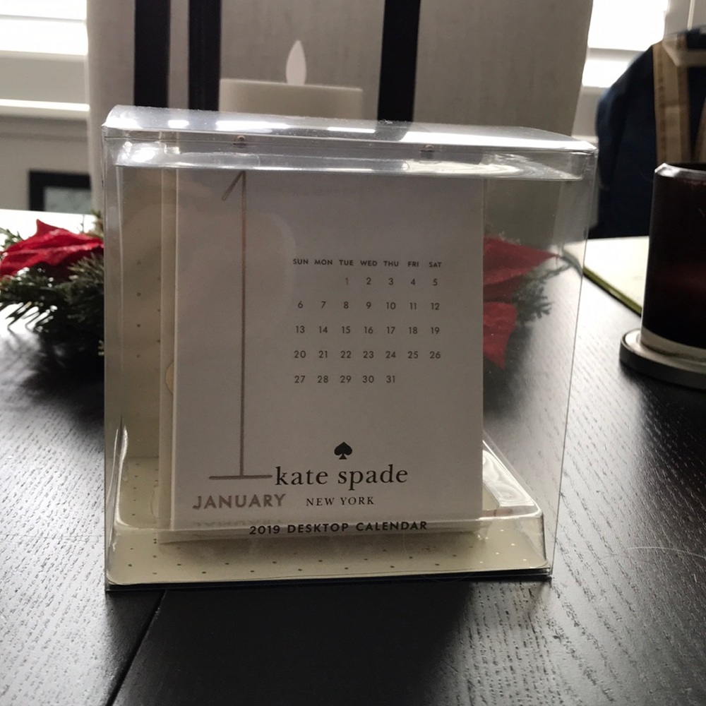Kate Spade ♠️ desktop calendar